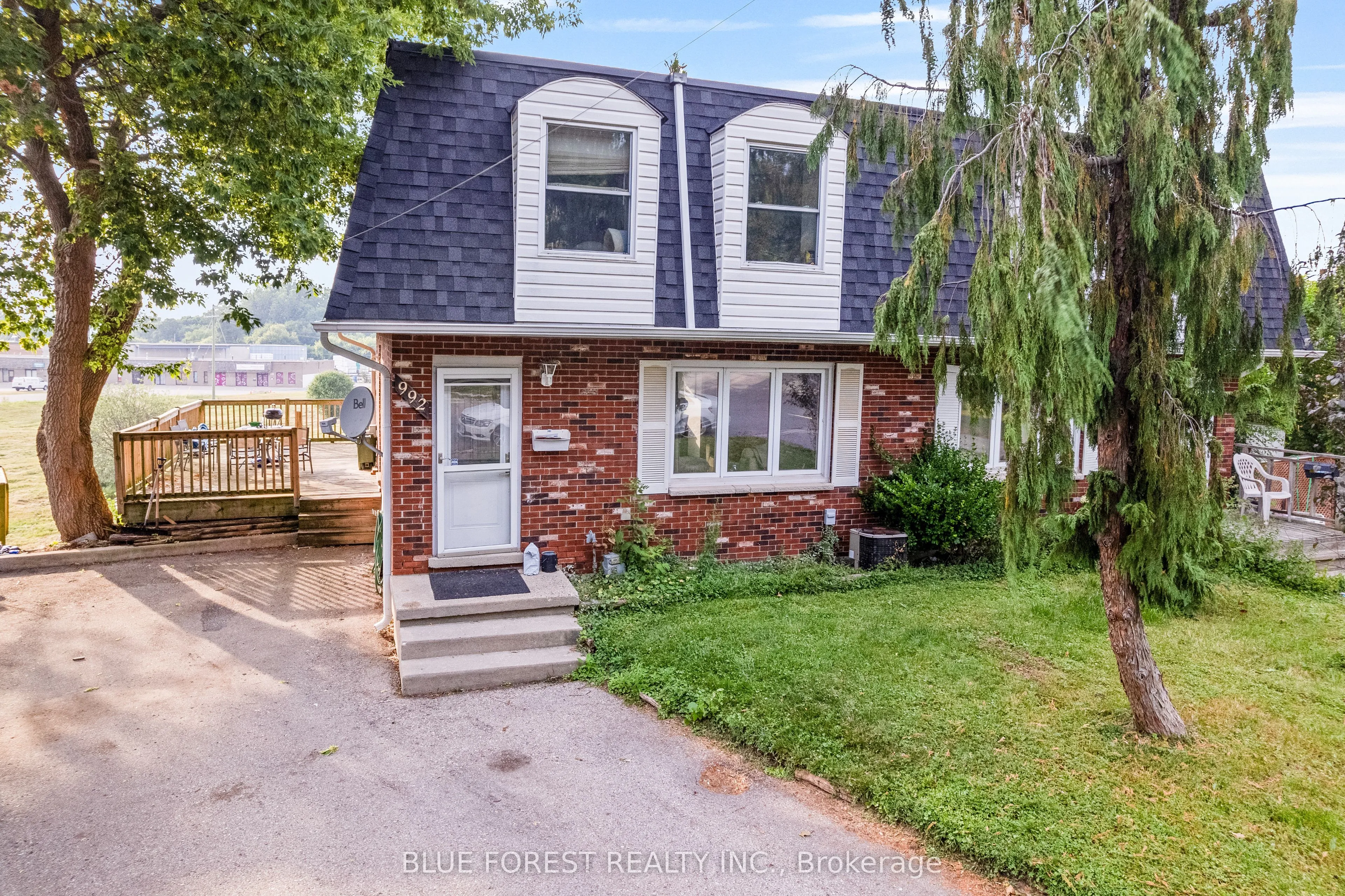 992 Eagle Court, ON N5Z 4K6