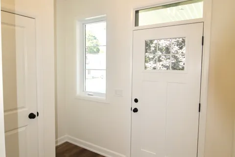 260 7th Street, ON N4N 1G9