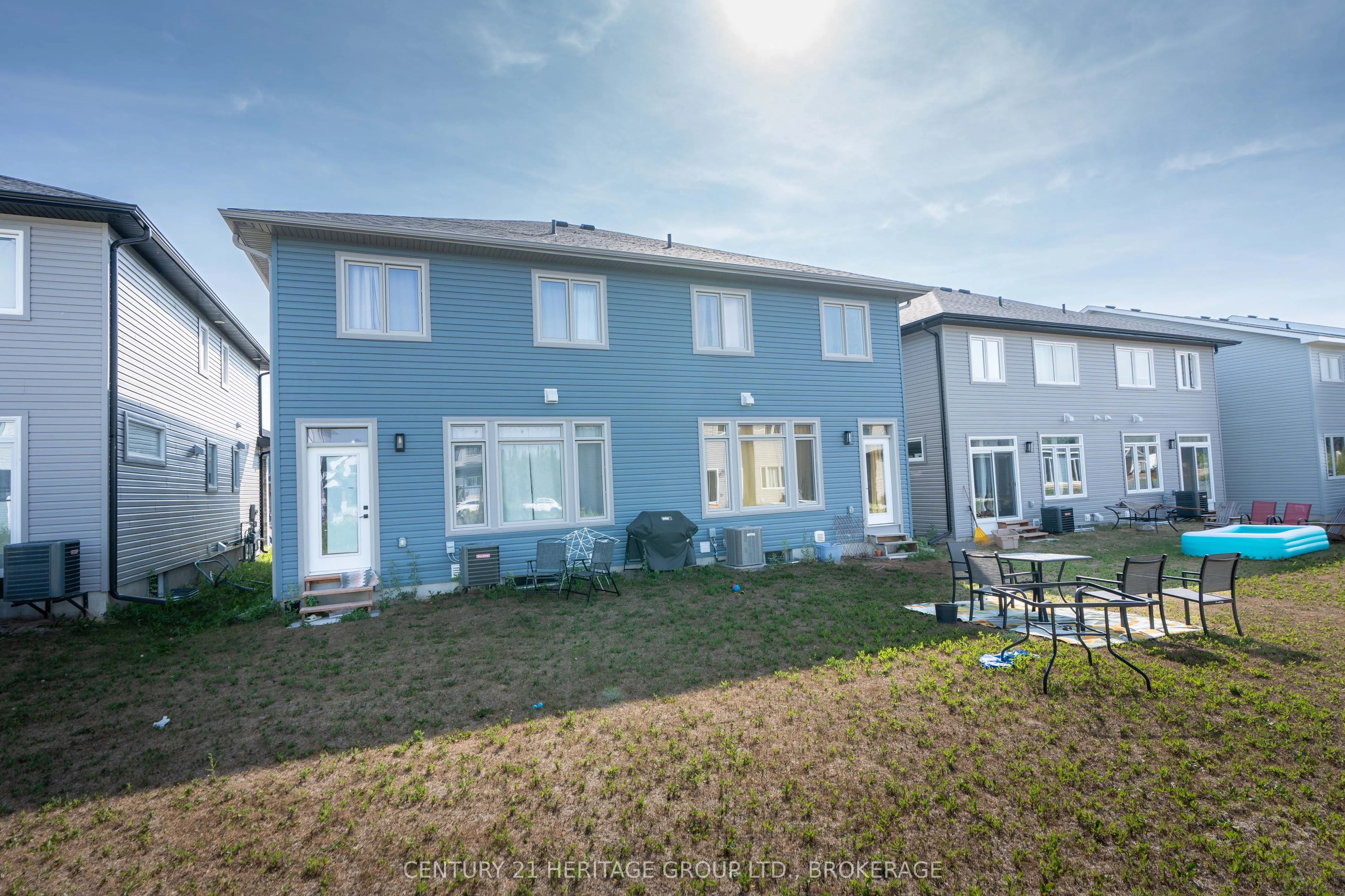 28 Dusenbury Drive, ON K0H 2H0