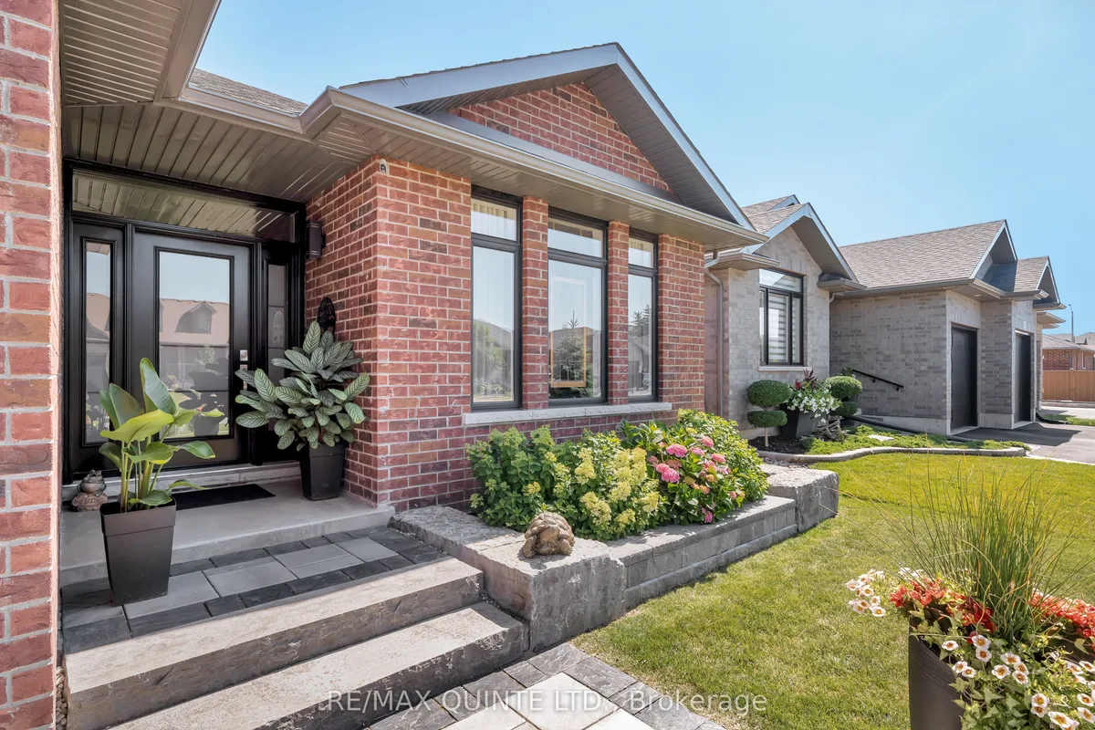 25 Wims Way, ON K8N 0H9