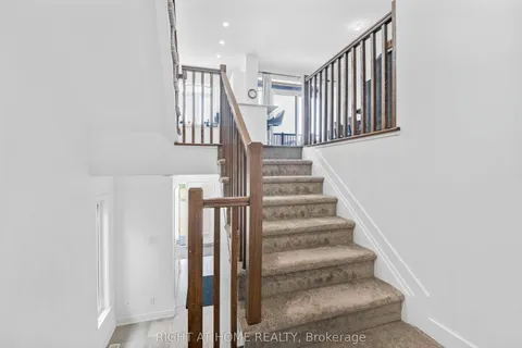 556 Tahoe Heights, ON K1T 0X5