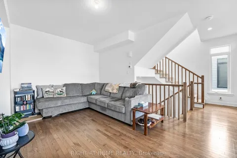 556 Tahoe Heights, ON K1T 0X5