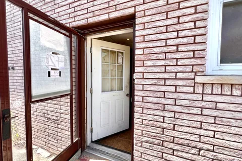 40 & 42 Bridge Street, ON K0L 1C0