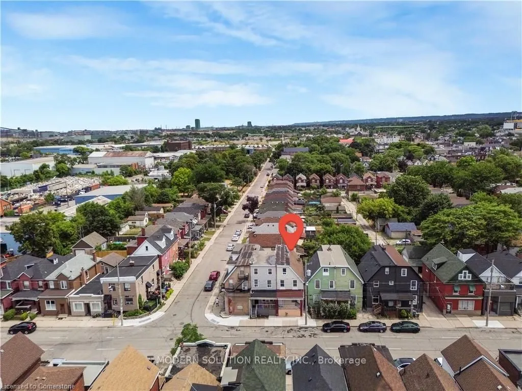 204 Sherman Avenue, ON L8L 6M9