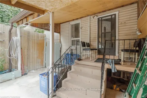 204 Sherman Avenue, ON L8L 6M9