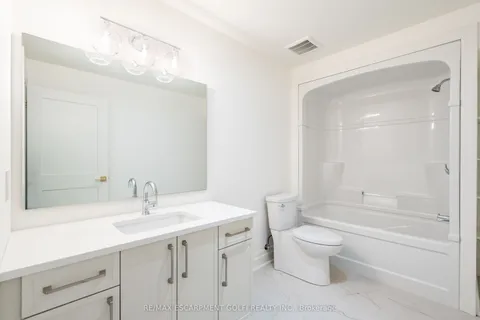 21 Oakley Drive, ON L0S 1N0