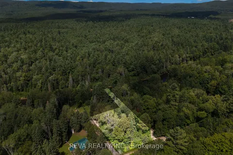 00 Glory Road, ON K0L 1C0