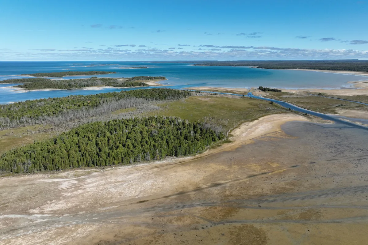 23 RABBIT N/A, ON N0H 2T0