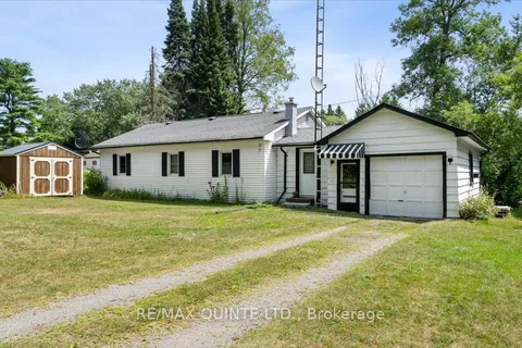 42 A Hawkins Bay Road, ON K0K 3J0