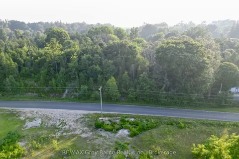 32 Helen Street, ON N0H 1W0