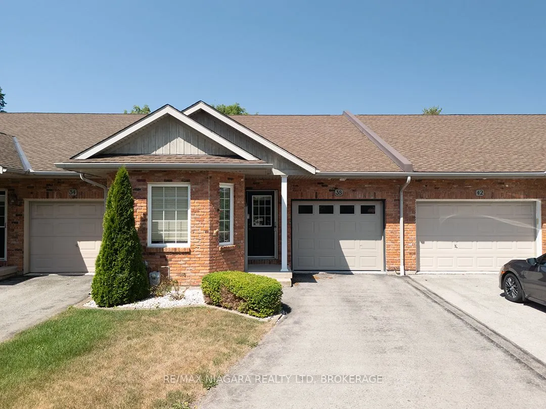 38 Maple Street, ON L3K 6G7