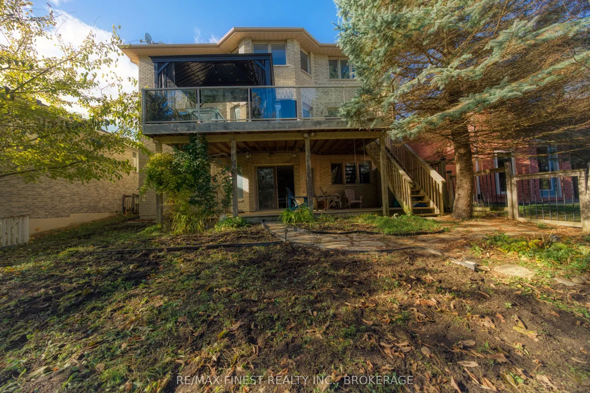 1082 Caitlin Crescent, ON K7P 2S4