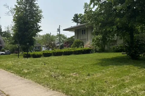 30 Bellevue Terrace, ON L2S 1P5