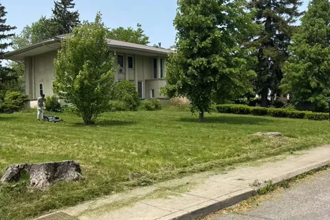 30 Bellevue Terrace, ON L2S 1P5