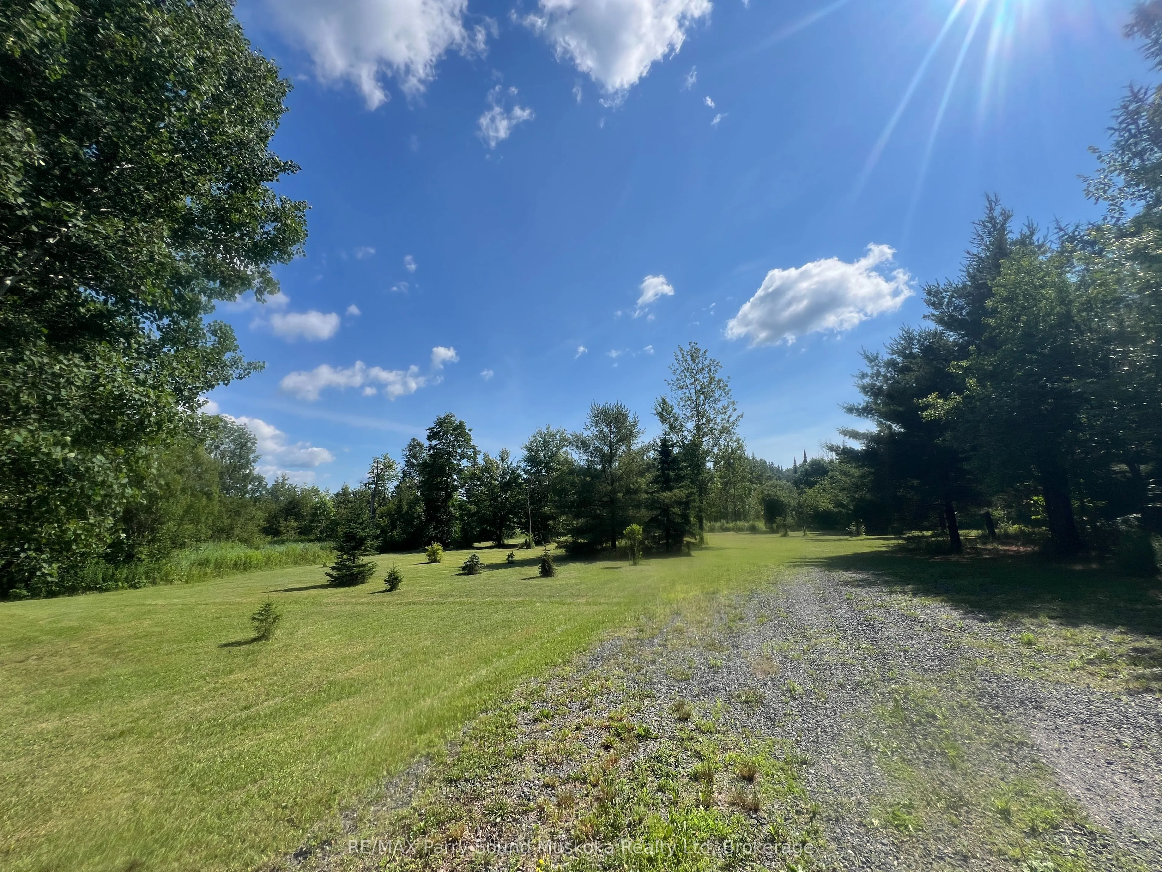 811 Centre Road, ON P2A 0B4