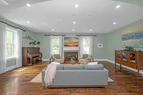 780 Old 8 Highway, ON L0R 1X0