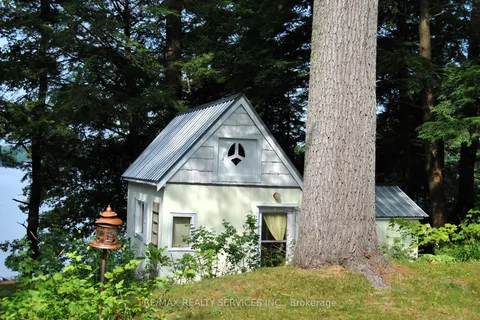 1102 Lakeshore Drive, ON P1L 1X3