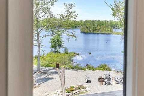 15 Berry Lane, ON K0M 1A0