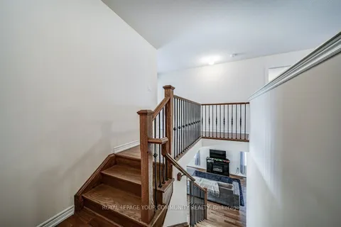 464 Black Cherry Crescent, ON L9V 3Y7