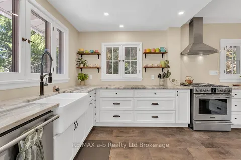 347 Broadway Street, ON N4G 3S4