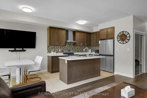 105 Eva Drive, ON N0B 1M0