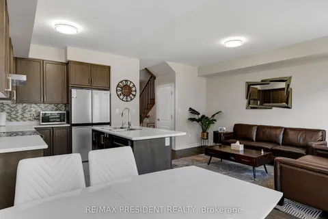 105 Eva Drive, ON N0B 1M0