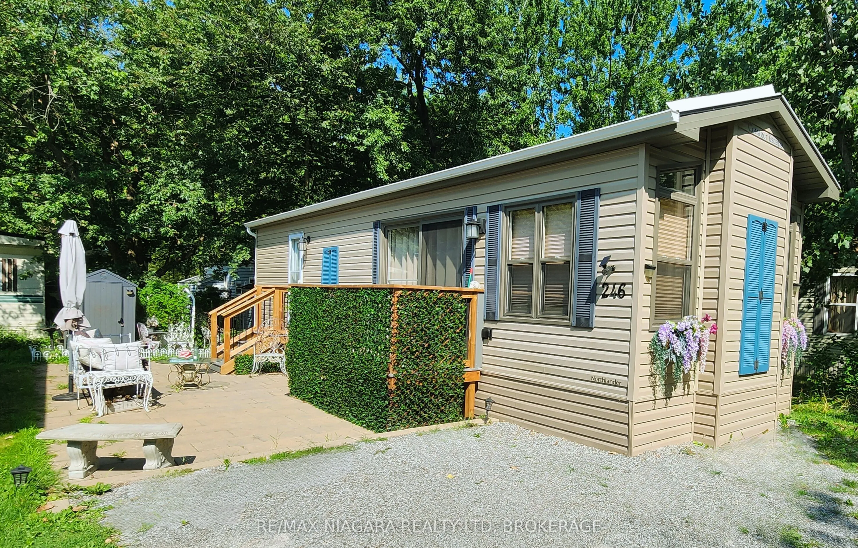 8845 Lundy's Lane, ON L2H 1H5