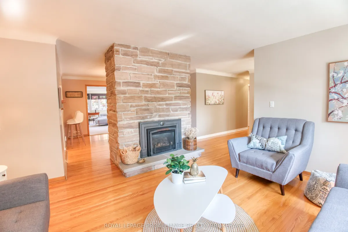 59 Fairway Hill Crescent, ON K7M 2B3