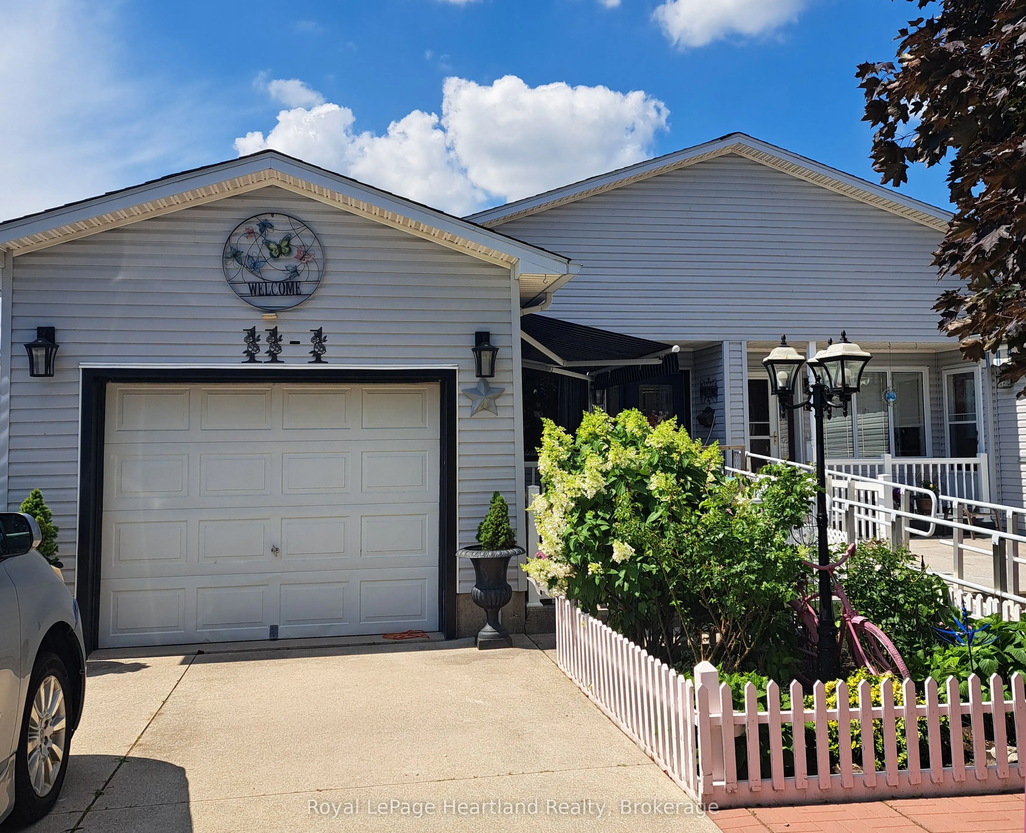 11-1 Stewart Street, ON N7G 1A1