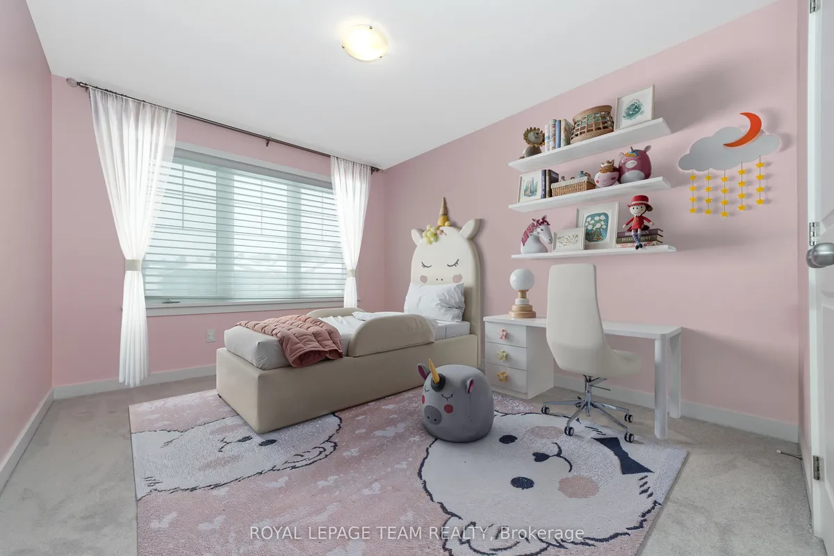 279 Ketchikan Crescent, ON K2T 0S2