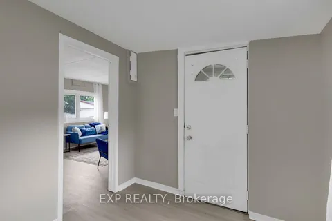 64 Vanier Road, ON K2H 7P6