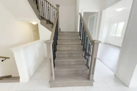 76 Elstone Place, ON L8B 1Y9