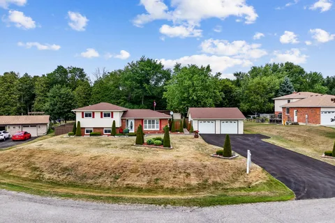 8266 Albert Court, ON K9A 4J7