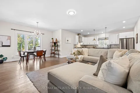 400 Cinnamon Crescent, ON K0A 2H0