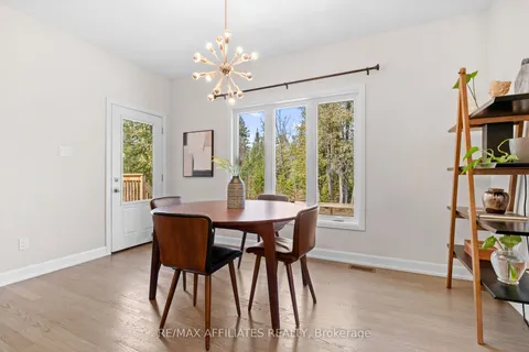 400 Cinnamon Crescent, ON K0A 2H0