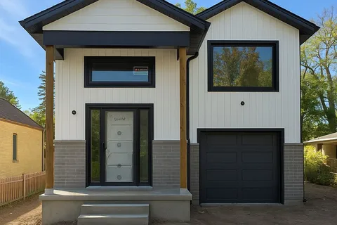 19 Redan Street, ON N5Z 1Y7