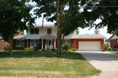 62 King Street, ON N0G 1Z0