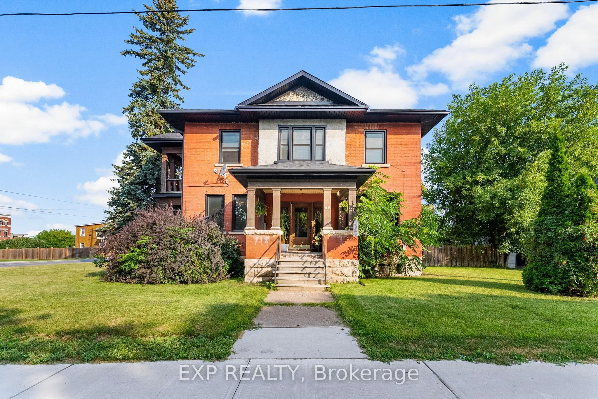 48 Hall Avenue, ON K7V 2S3