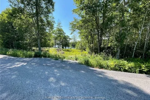 00 Olmstead-Jeffrey Lake Road, ON K0J 1Y0