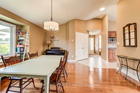 995 Boyd Avenue, ON N4W 3V8