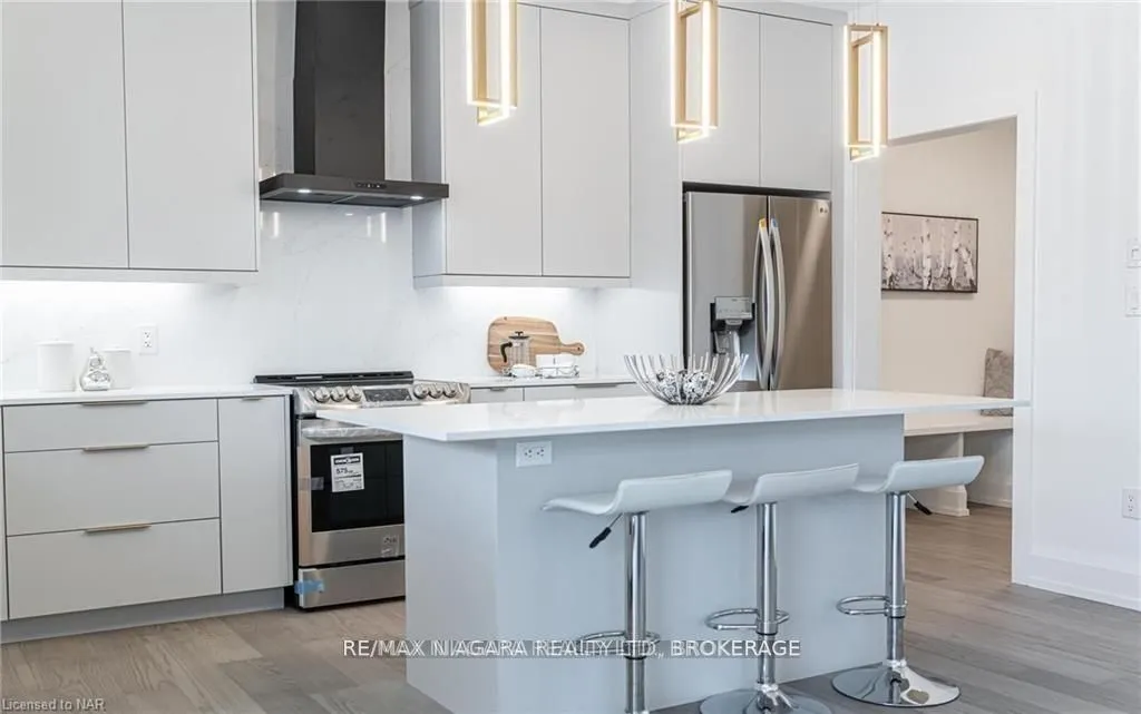 2782 CANADIANA Court, ON L0S 1S0