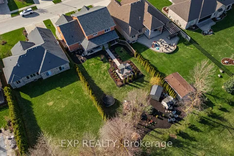 880 Wood Drive, ON N4W 0B7