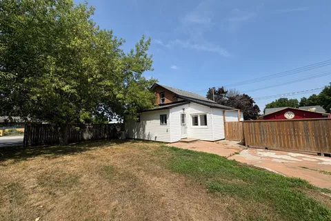 374 Main Street, ON K0K 2T0