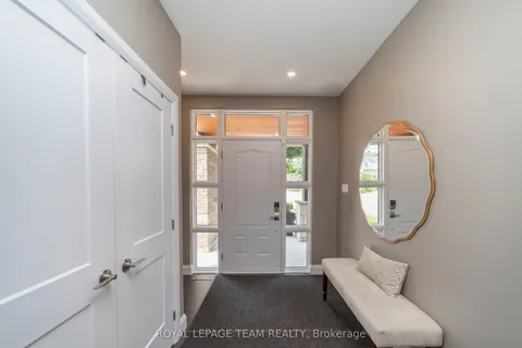 51 Aylen Avenue, ON K2A 3P6