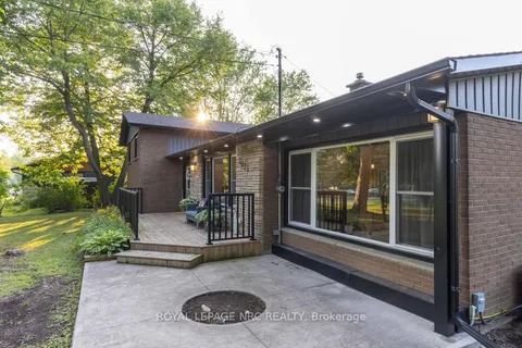 2432 Port Robinson Road, ON L3B 5N5