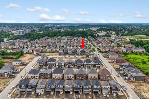 12 Shady Oaks Trail, ON L9B 0E9