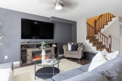 16 Avatar Place, ON L0R 1W0