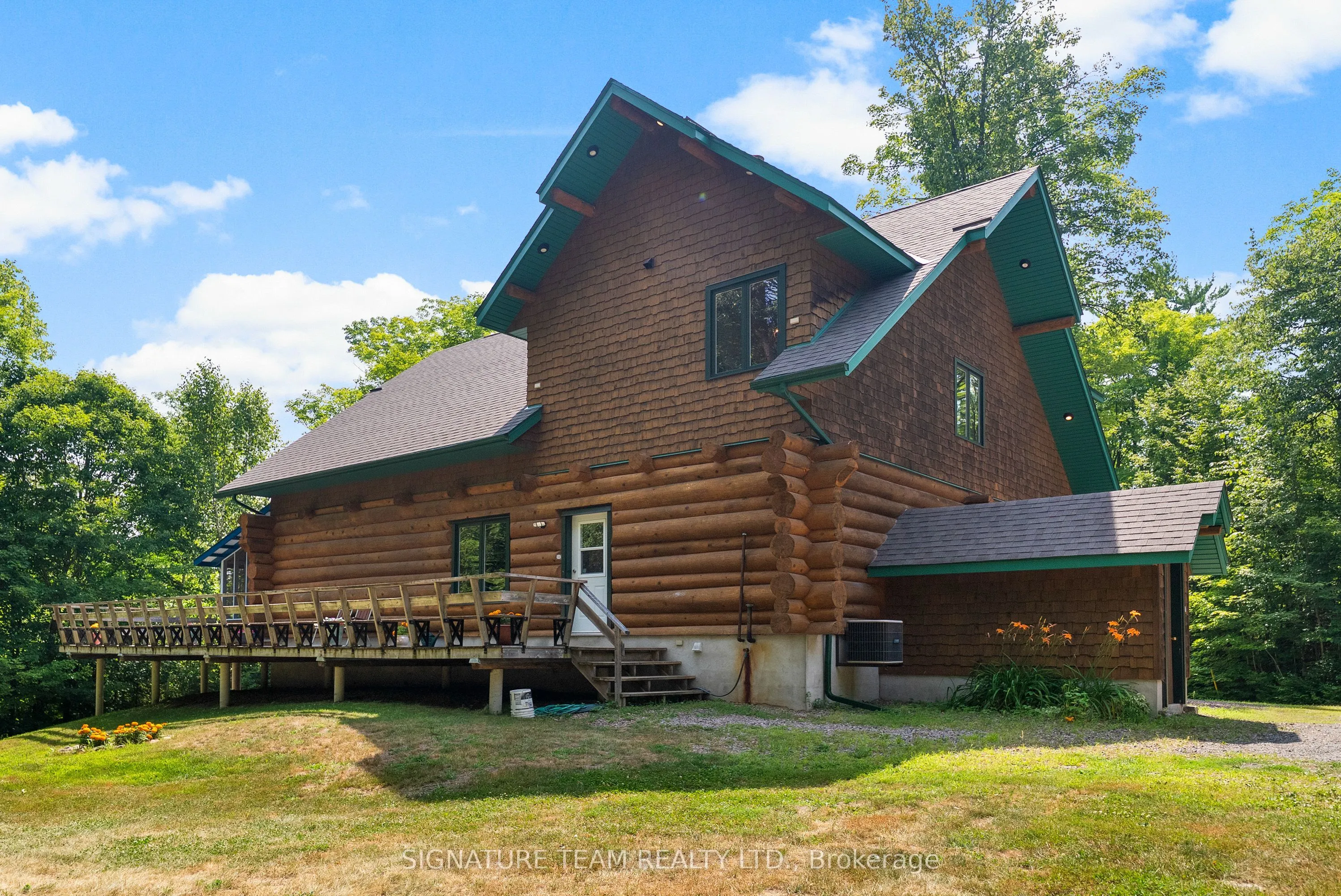 800 Woito Station Road, ON K2A 6W5