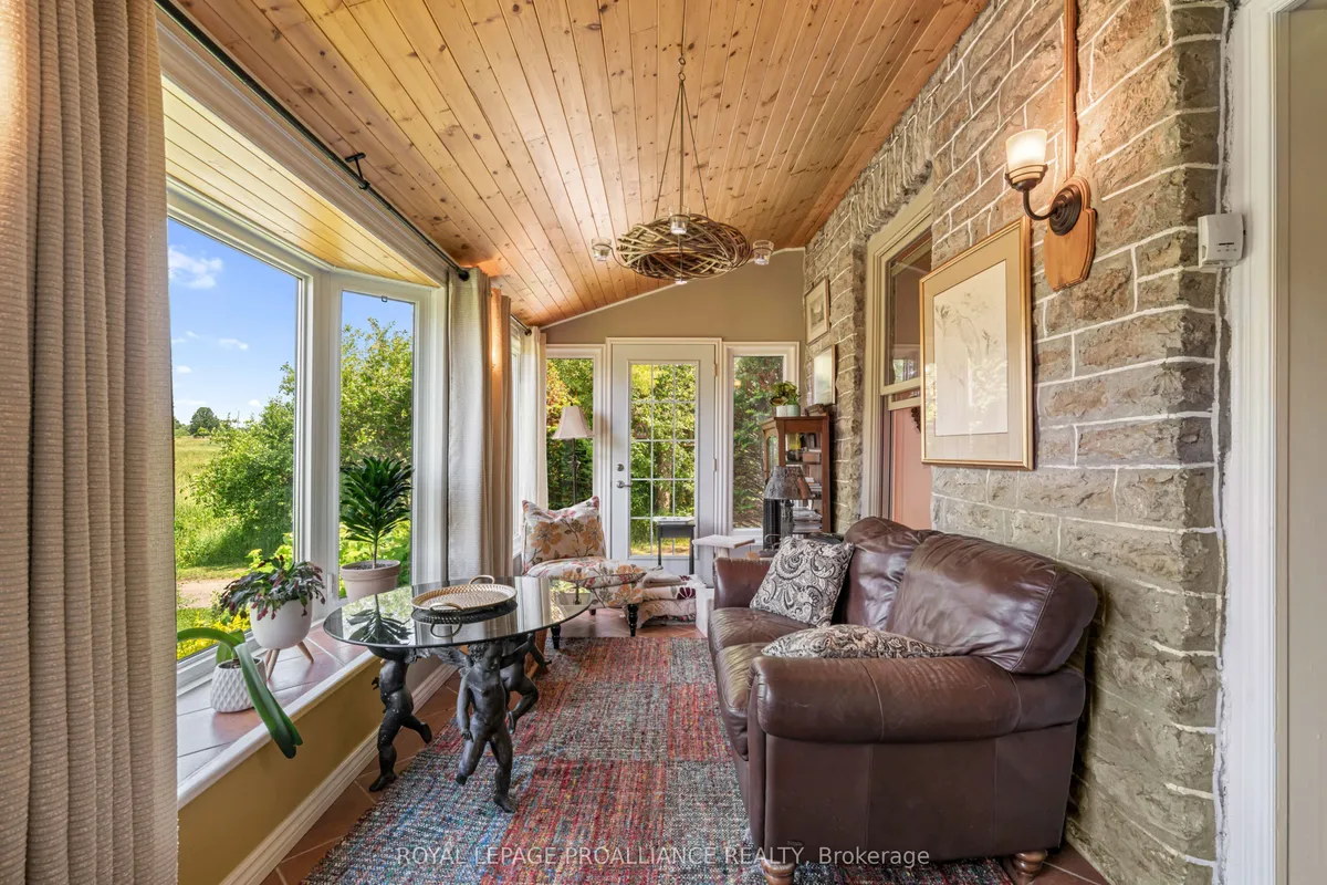 110 Kilmarnock Road, ON K7A 5B8