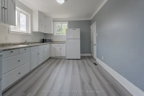 157 KENILWORTH Avenue, ON L8H 4R9